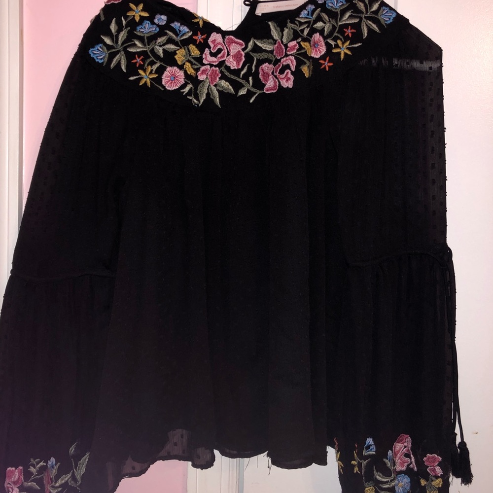 Brand new Zara winter top